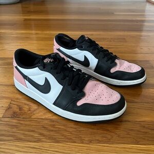 Air Jordan 1 Low OG Bleached Coral